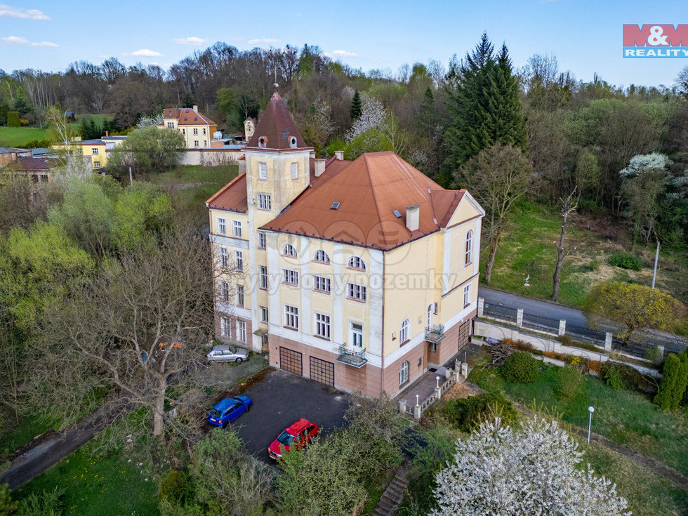 Prodej bytu 1+kk, garsoniery 130 m², Orlová