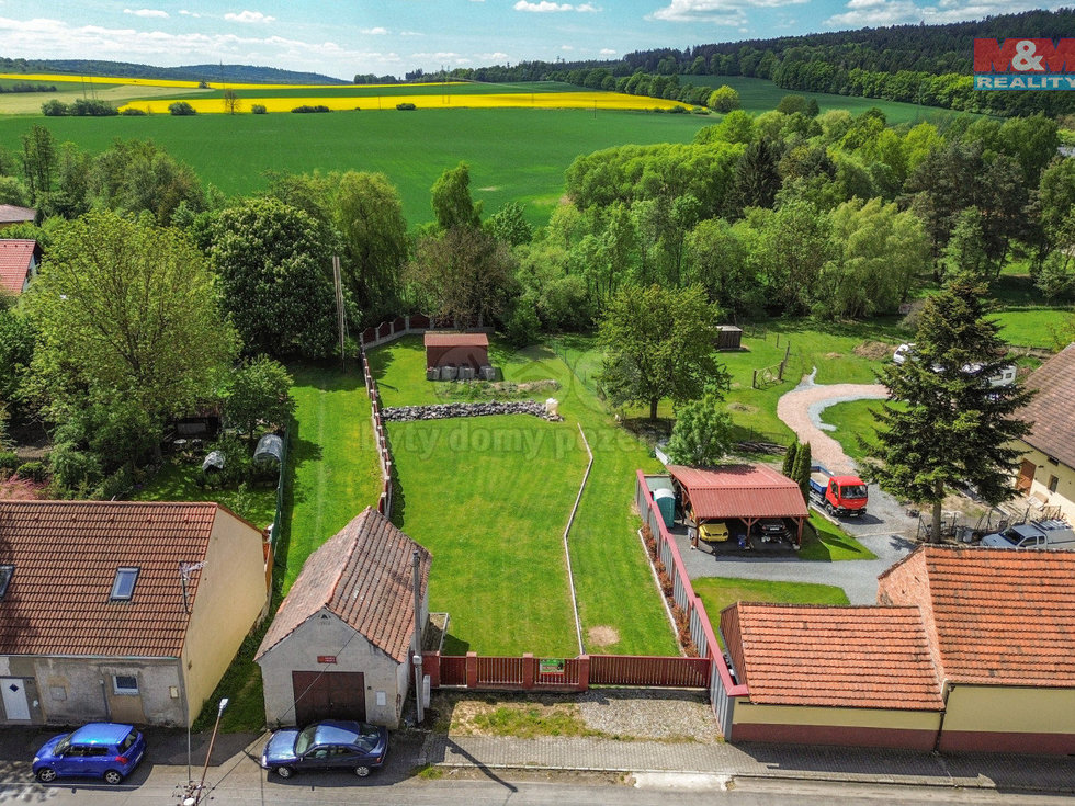 Prodej stavební parcely 1257 m², Řenče