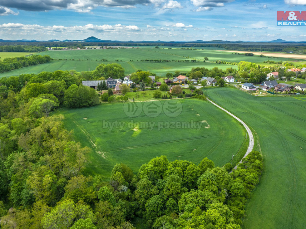 Prodej komerčního pozemku 10160 m², Bakov nad Jizerou
