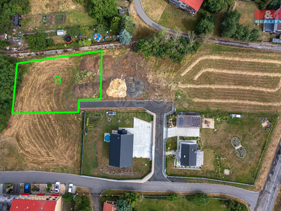 Prodej stavební parcely 1036 m², Malšovice