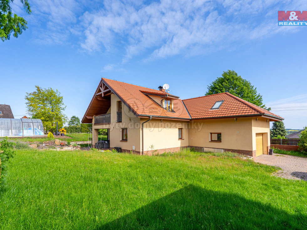 Prodej rodinného domu 299 m², Kamenice