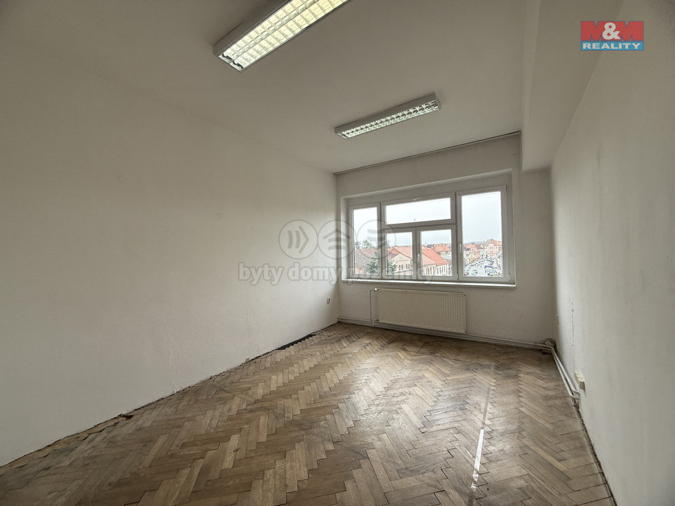 Pronájem kanceláře 42 m², Blatná