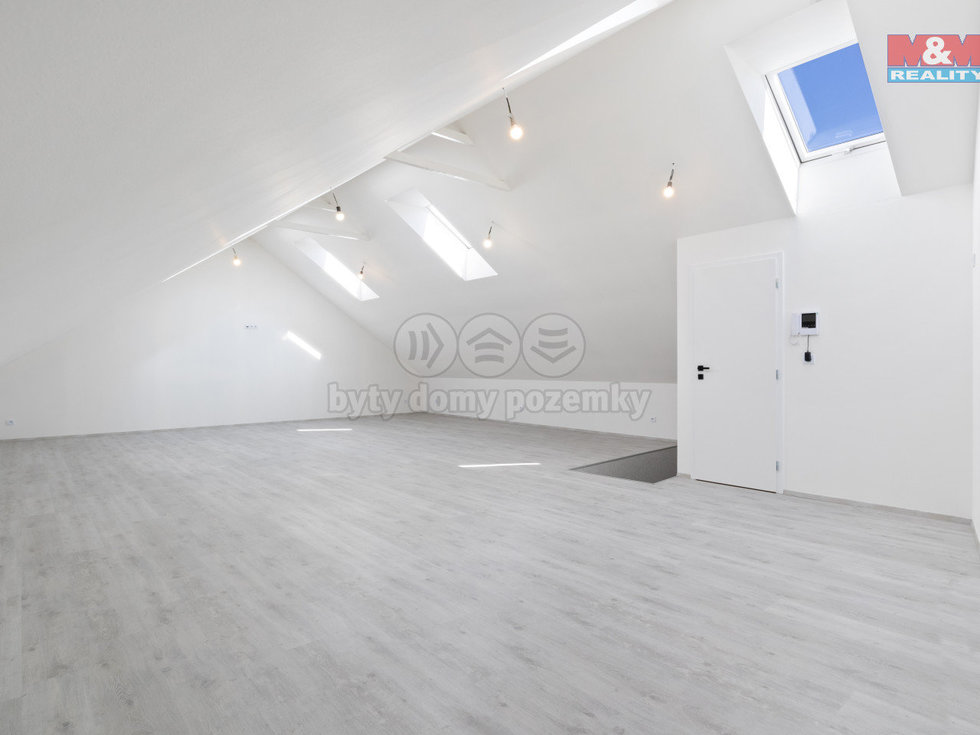 Prodej bytu 4+kk 140 m², Hořovice