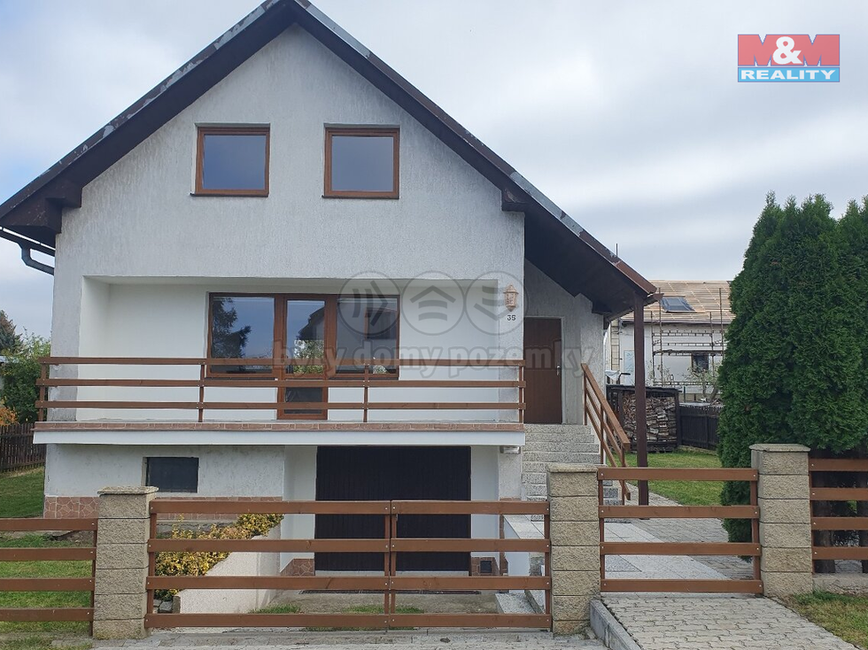 Prodej chaty 90 m², Chbany