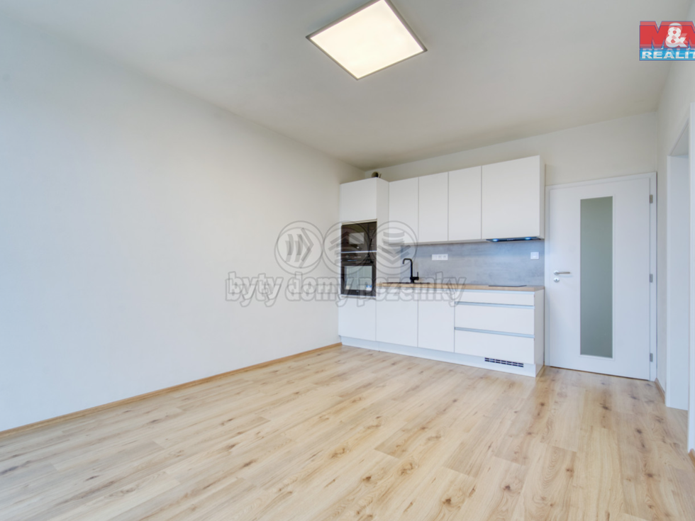 Pronájem bytu 2+kk 44 m², Plzeň