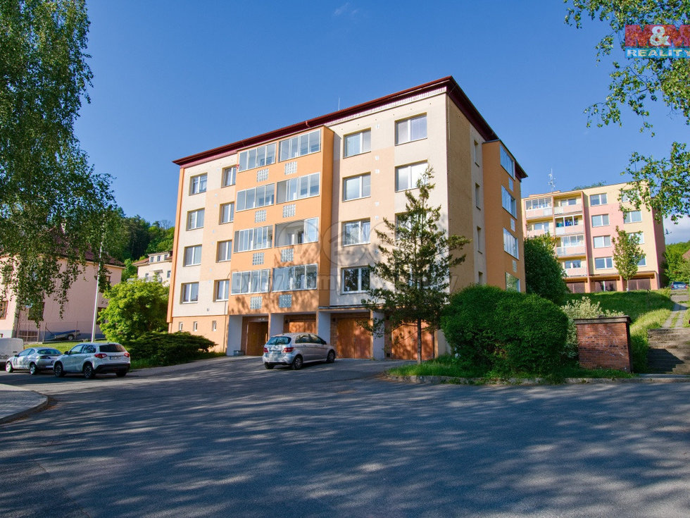 Prodej bytu 2+kk 38 m², Vsetín