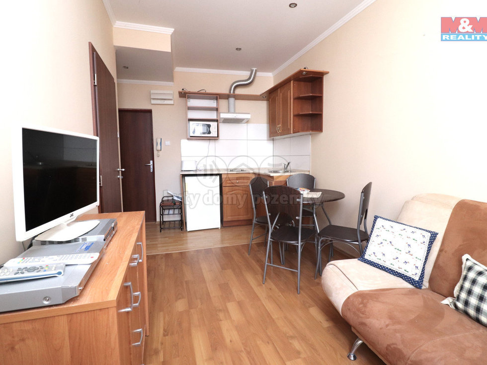 Pronájem bytu 2+kk 26 m², Karlovy Vary
