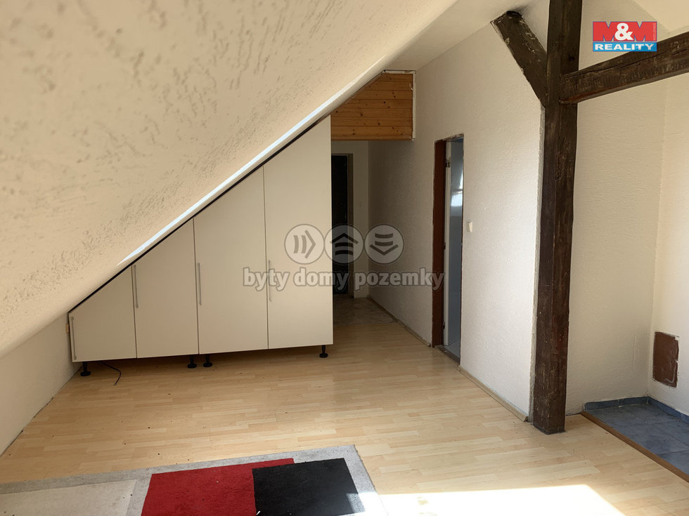 Pronájem bytu 1+kk, garsoniery 58 m², Vojkovice
