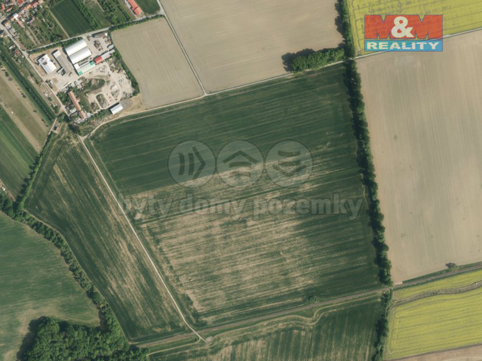 Prodej zemědělské půdy 18317 m², Kroměříž