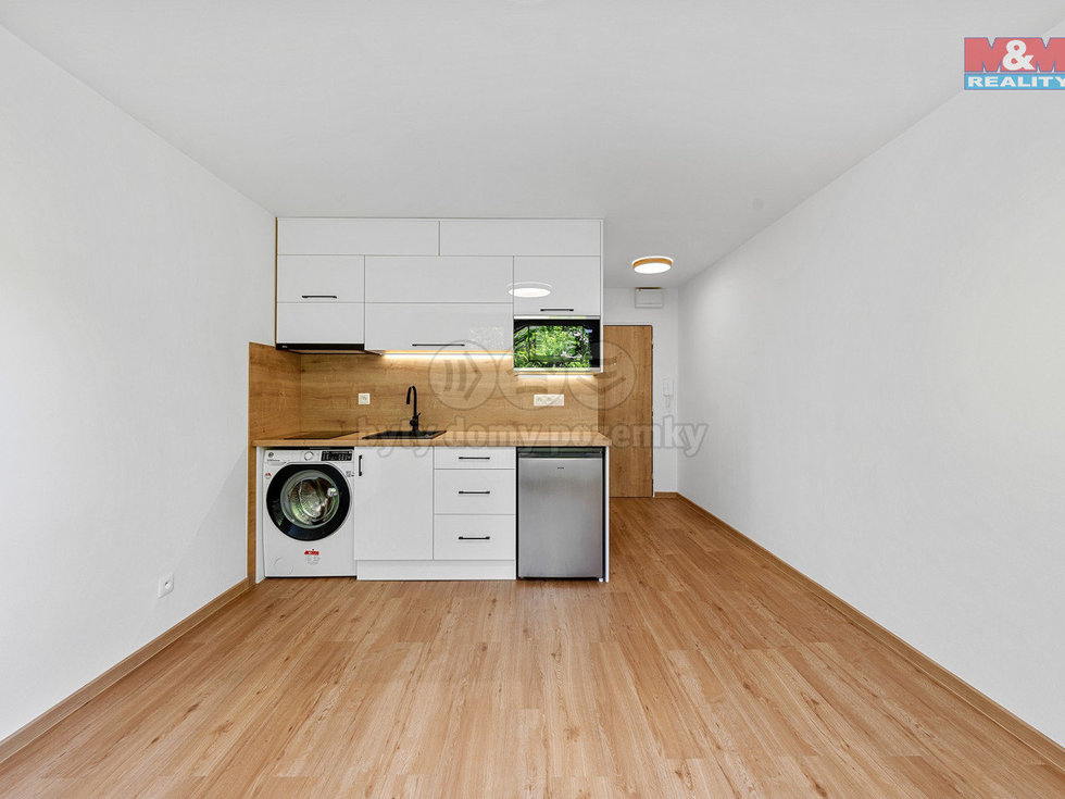Prodej bytu 1+kk, garsoniery 17 m², Děčín