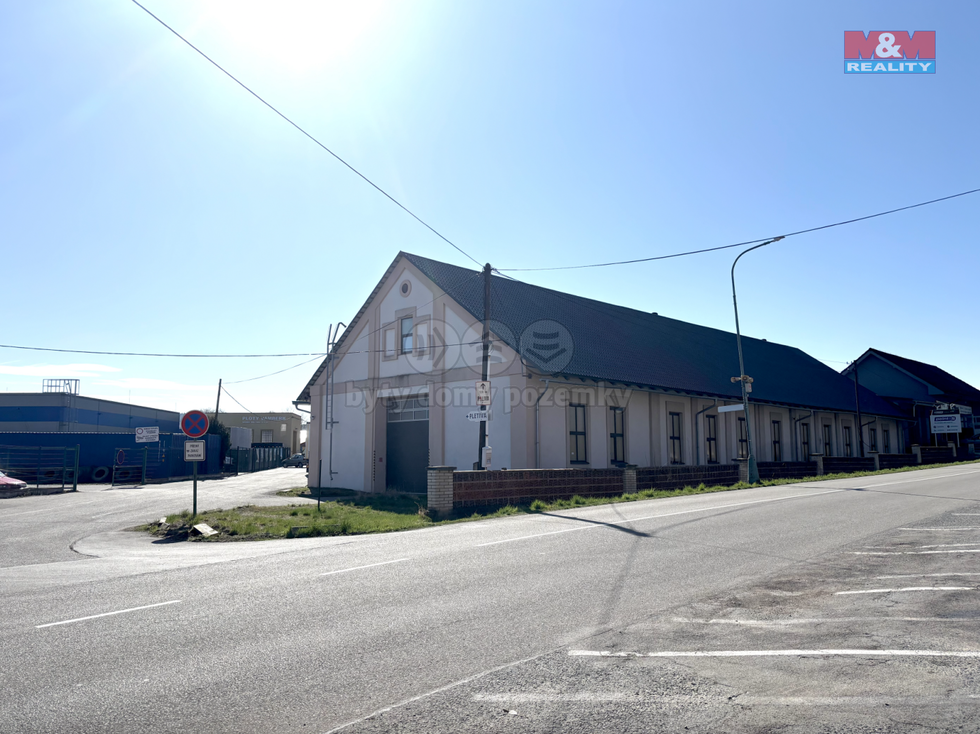 Pronájem skladu 255 m², Vamberk