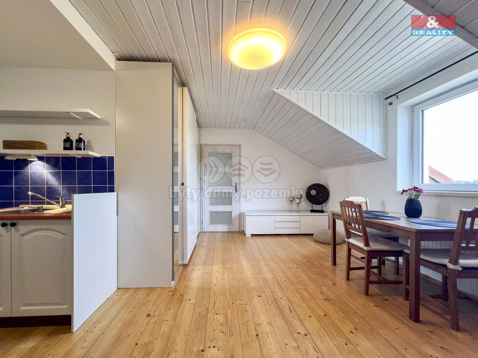 Pronájem bytu 3+kk 50 m², Říčany