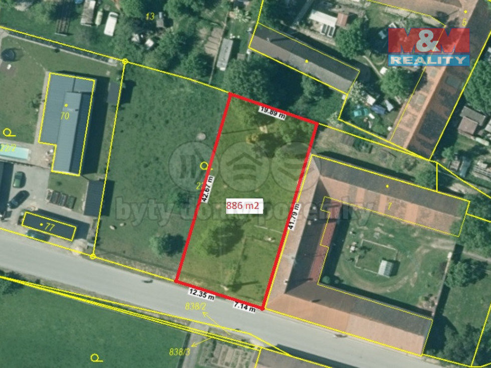 Prodej stavební parcely 886 m², Lišov