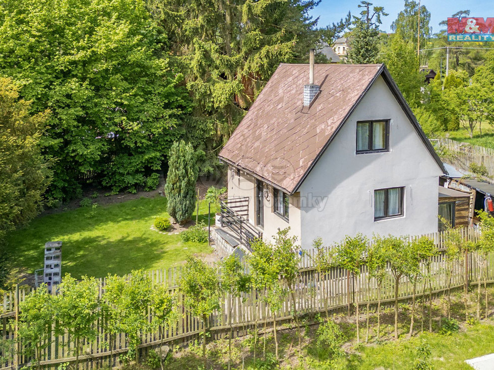 Prodej chaty 35 m², Tuhaň