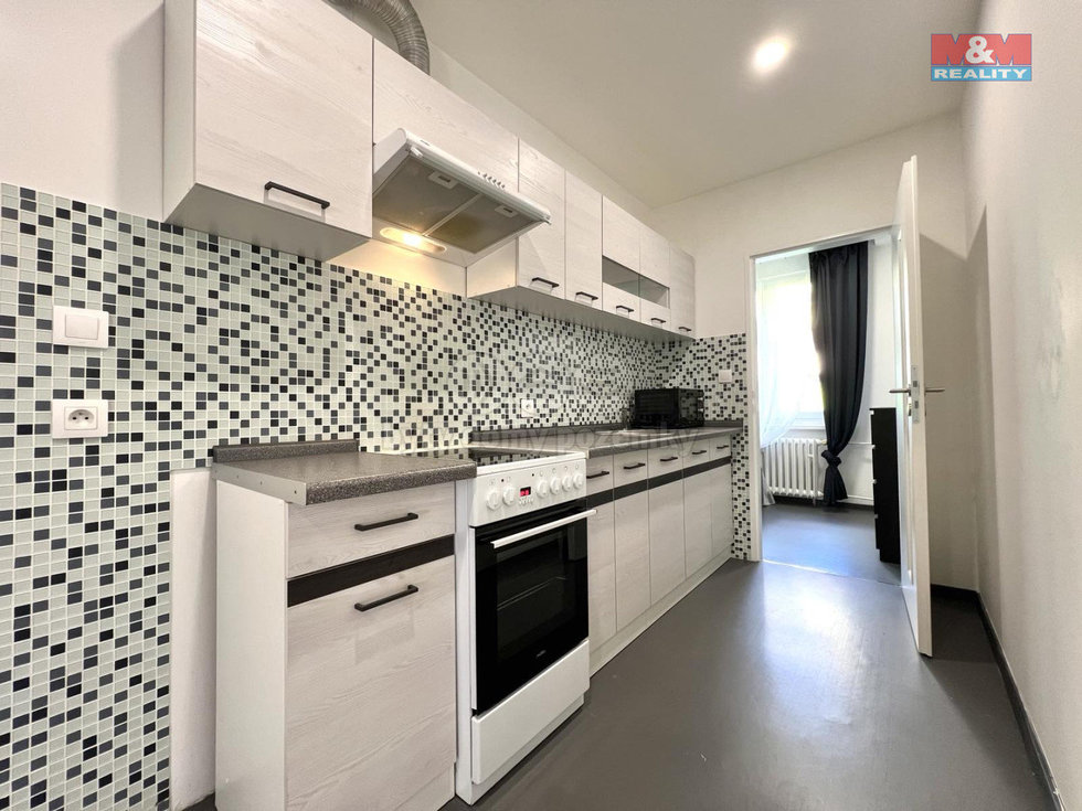 Pronájem bytu 2+kk 42 m², Děčín