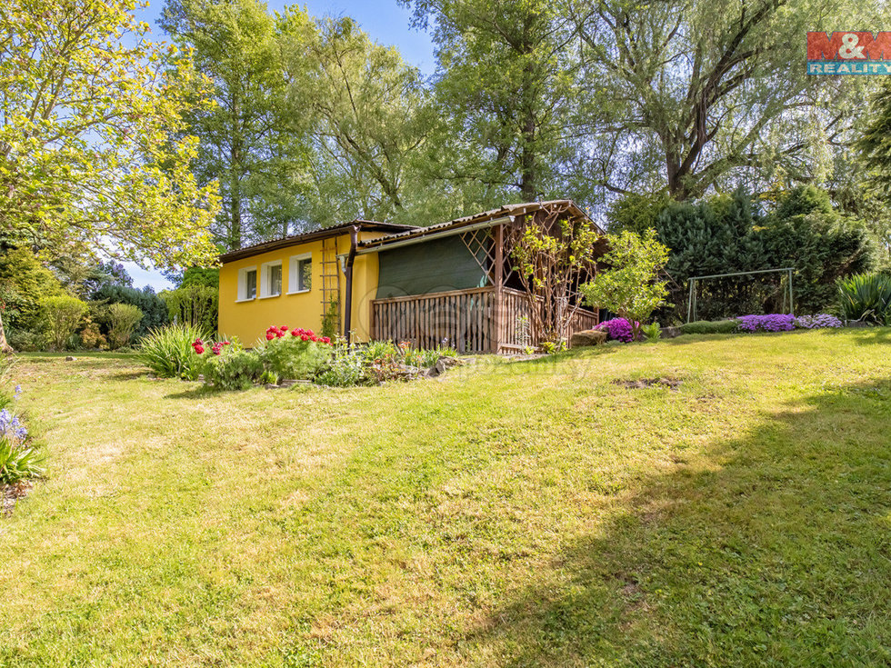 Prodej zahrady 837 m², Úštěk