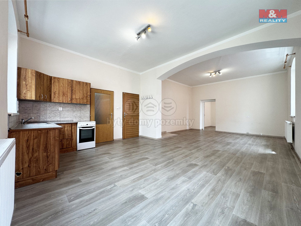 Pronájem bytu 3+kk 74 m², Karlovy Vary