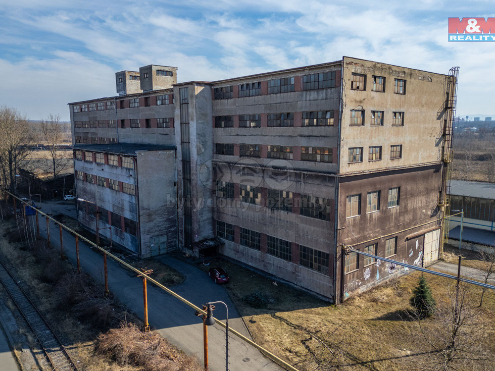 Pronájem skladu 12000 m², Ostrava