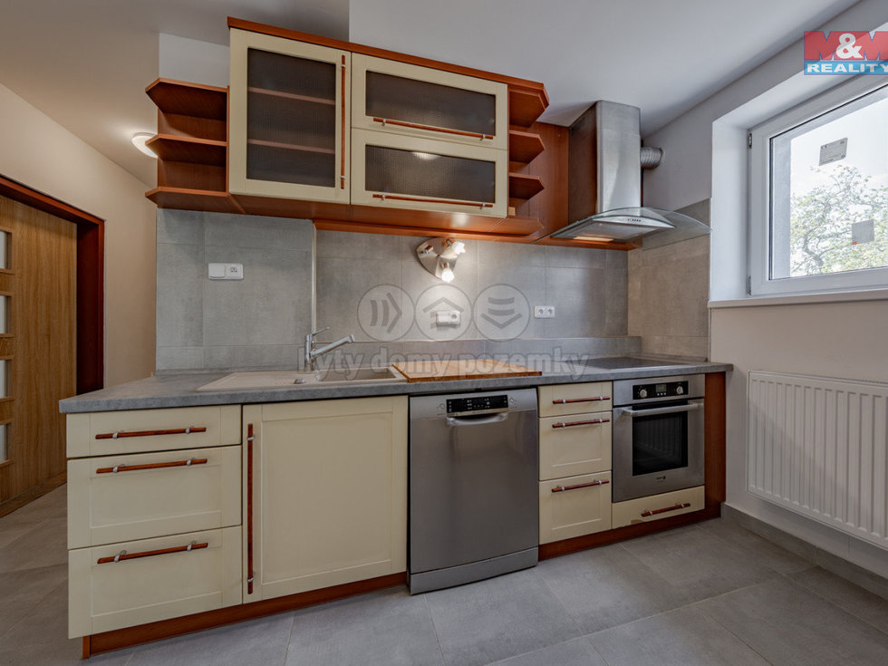 Prodej bytu 4+kk 79 m², Krhová