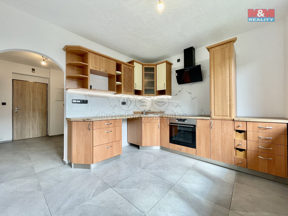 Pronájem bytu 2+1 55 m², Červená Voda