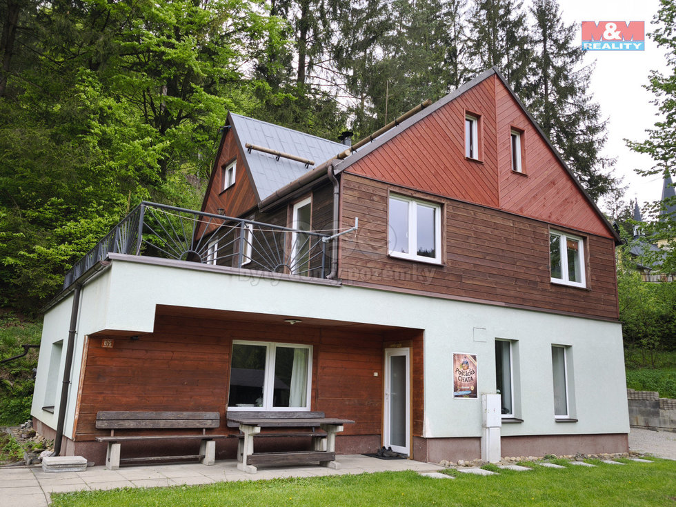 Prodej chaty 200 m², Horní Lomná