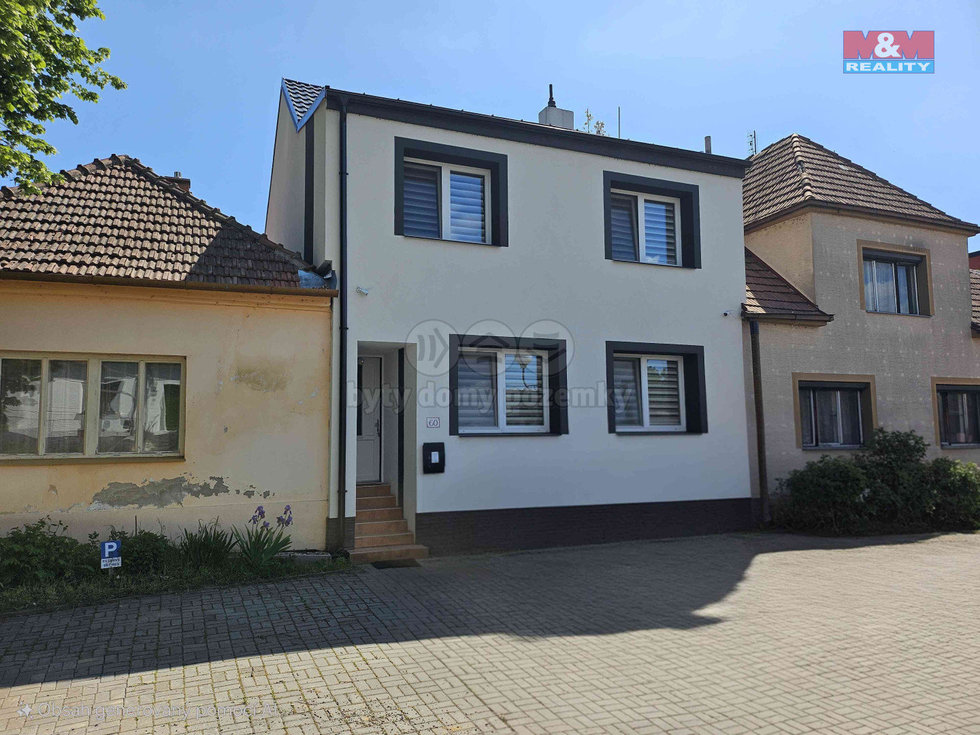 Prodej činžovního domu 160 m², Bzenec