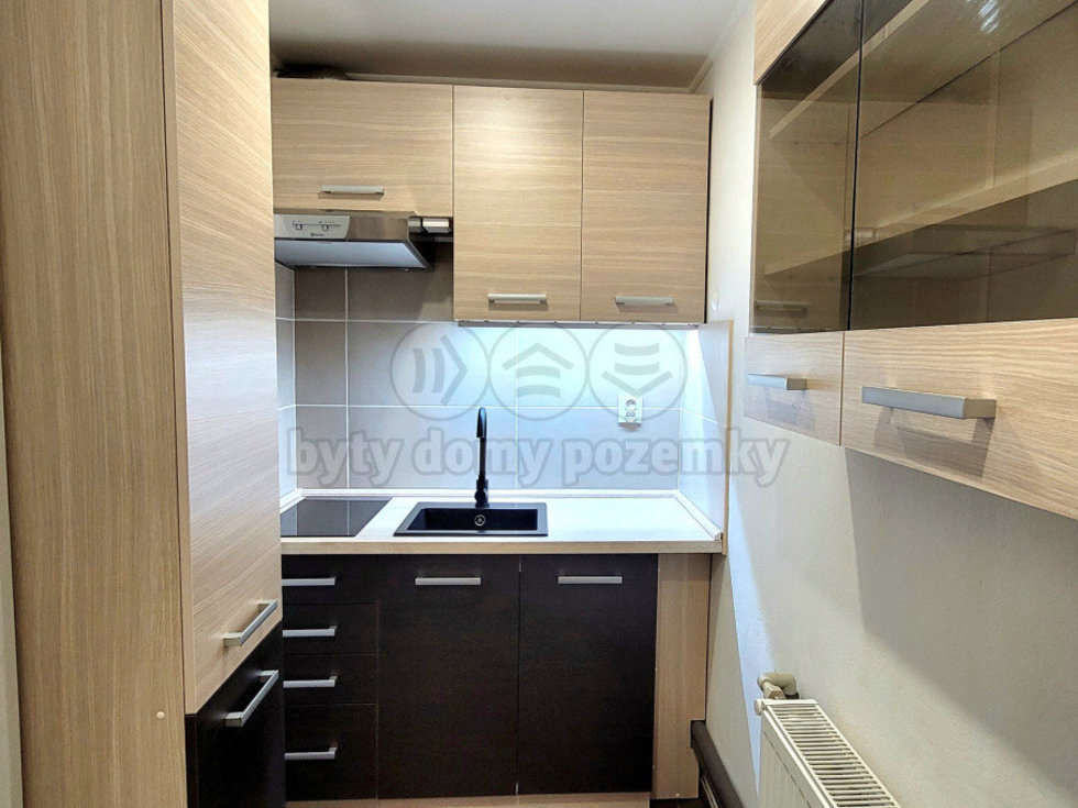 Pronájem bytu 1+1 28 m², Jablonec nad Nisou