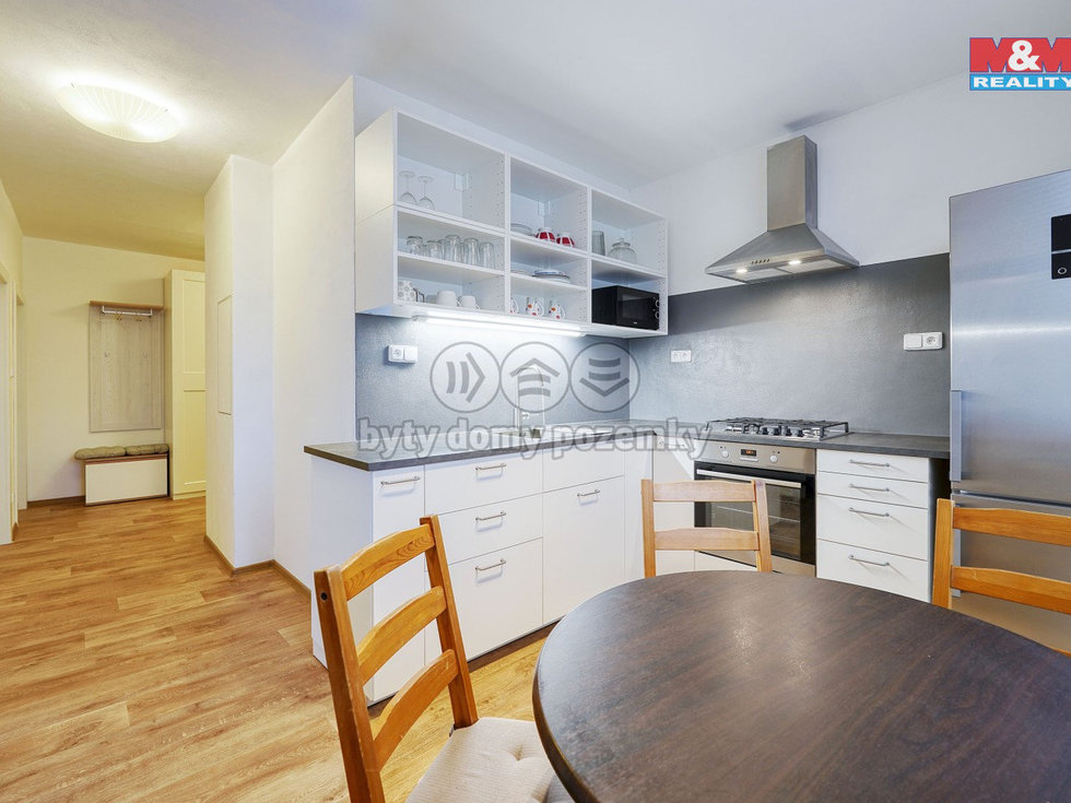 Pronájem bytu 3+1 66 m², Plzeň