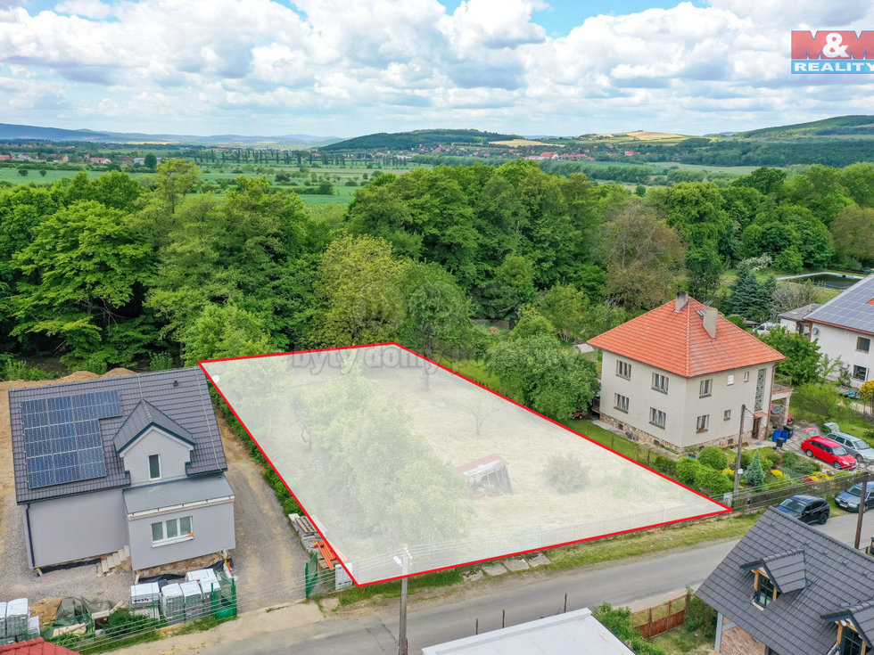 Prodej zahrady 1132 m², Skuhrov