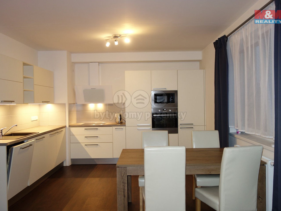 Pronájem bytu 2+kk 54 m², Litomyšl