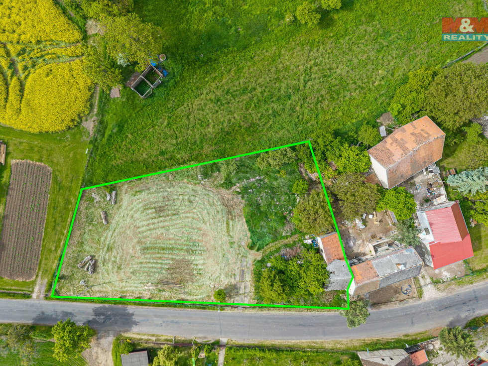 Prodej stavební parcely 1977 m², Krásný Dvůr