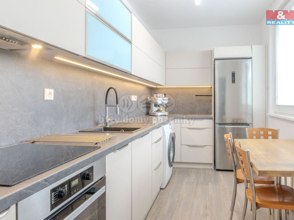 Prodej bytu 3+1 74 m², Slušovice