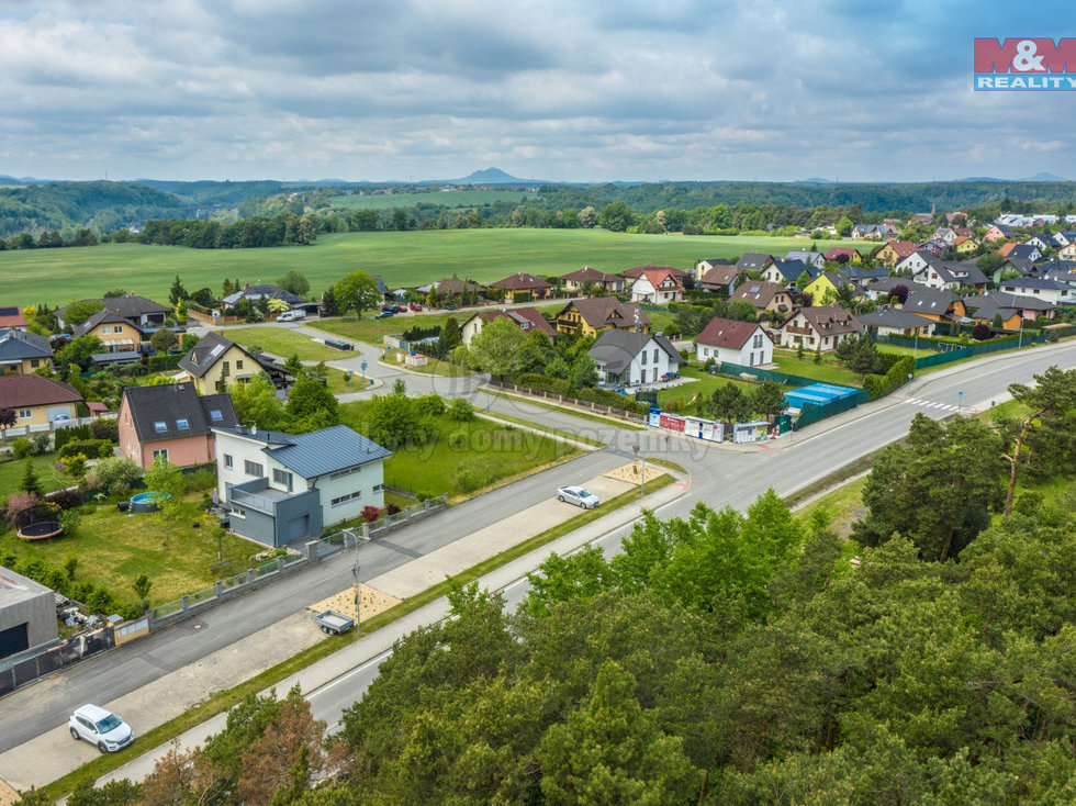 Prodej stavební parcely 1082 m², Bradlec