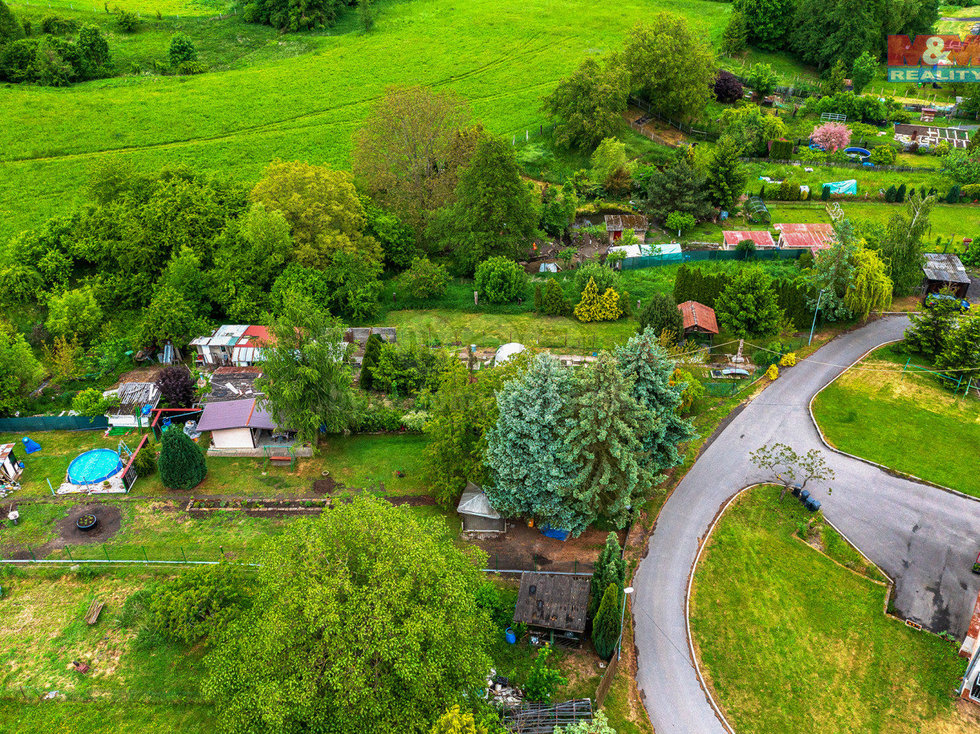 Prodej stavební parcely 2613 m², Malšovice