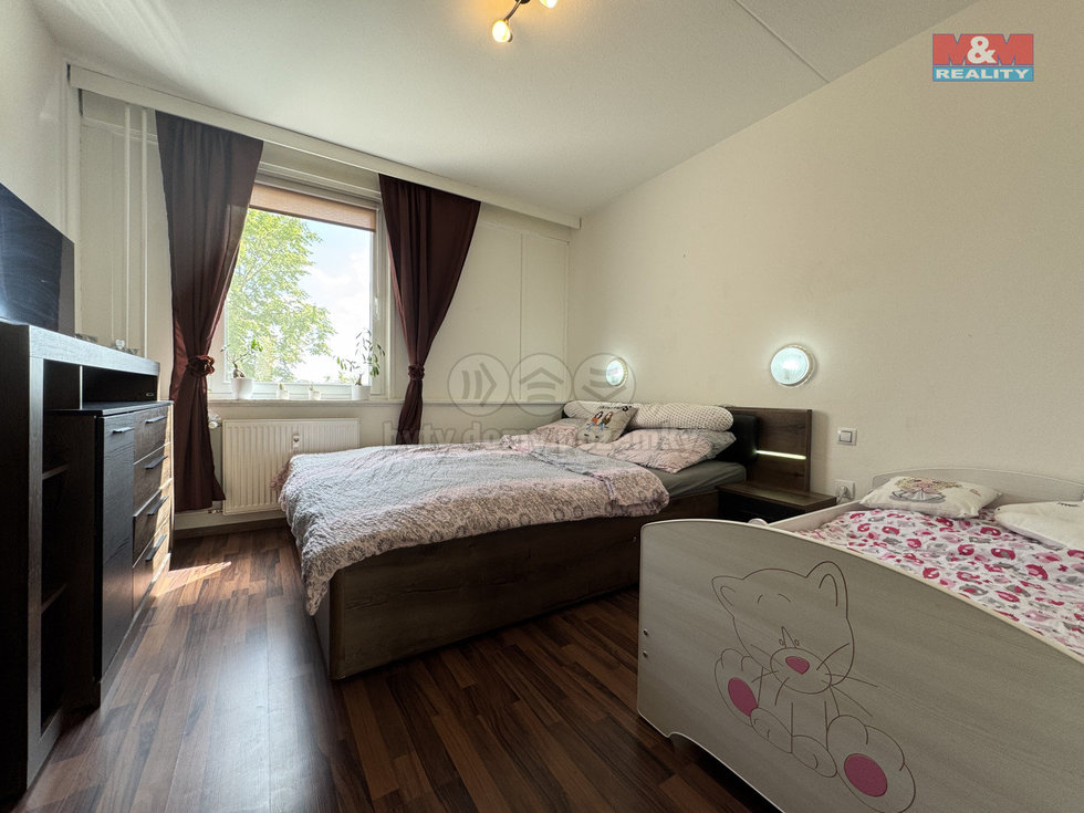 Prodej bytu 4+1 78 m², Velešín