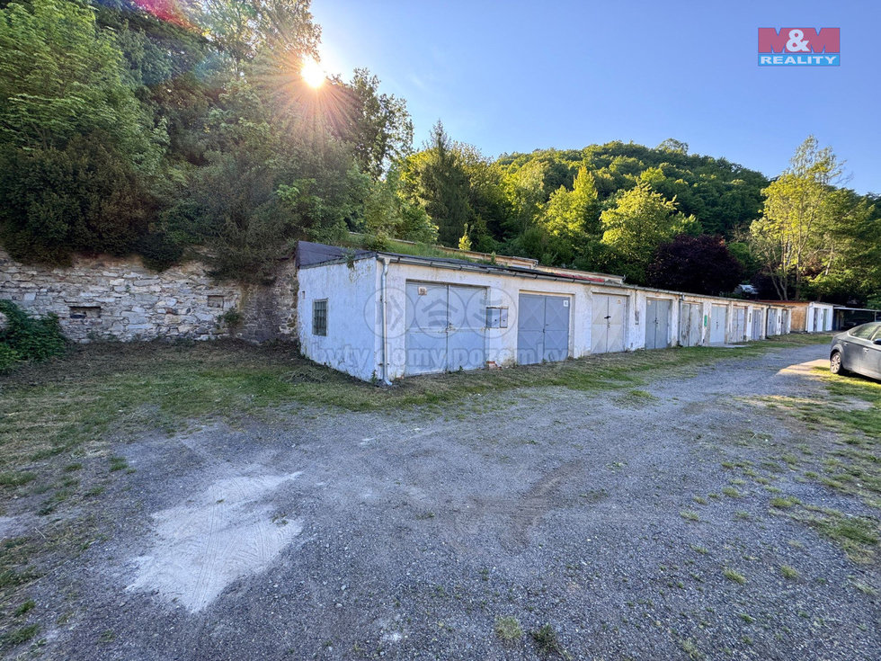 Prodej garáže 21 m², Velké Březno