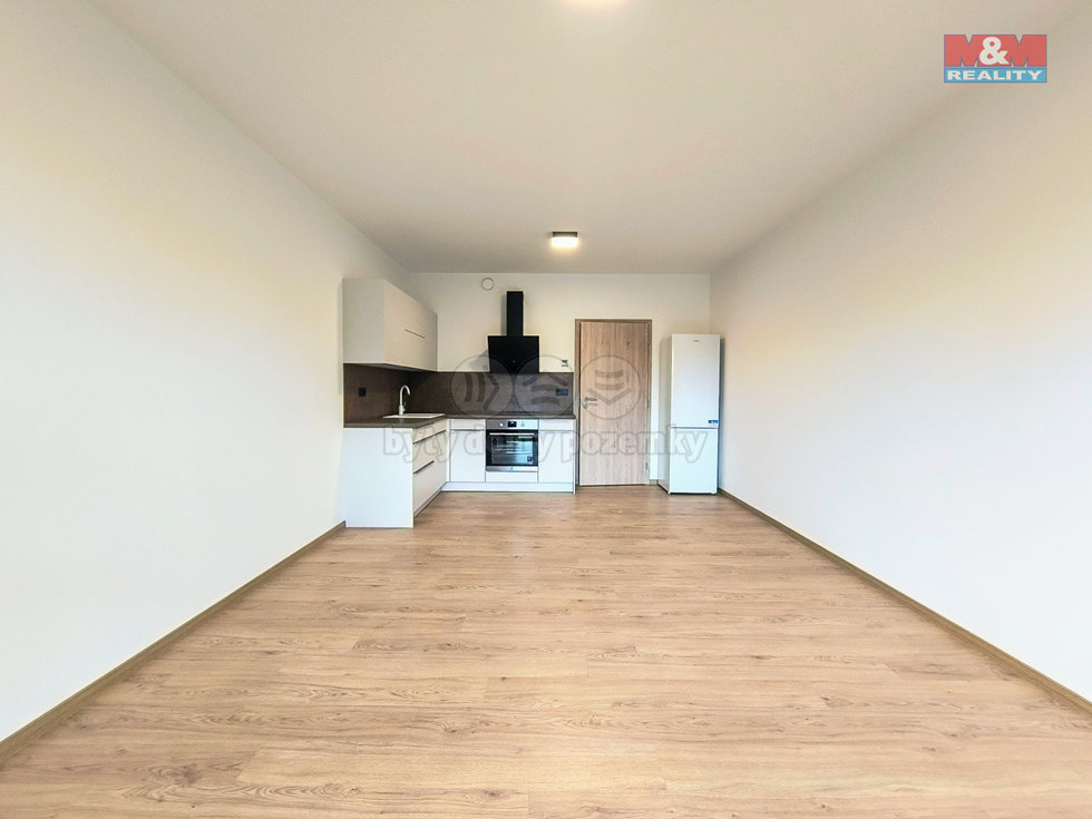 Pronájem bytu 1+kk, garsoniery 35 m², Slaný