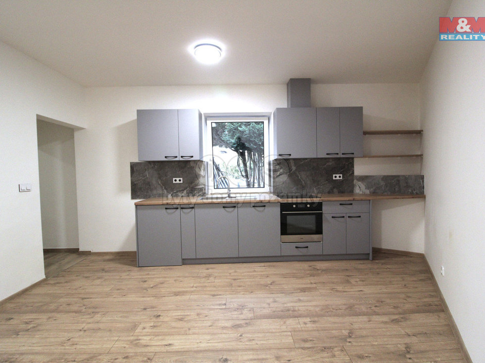 Pronájem bytu 1+kk, garsoniery 35 m², Líbeznice