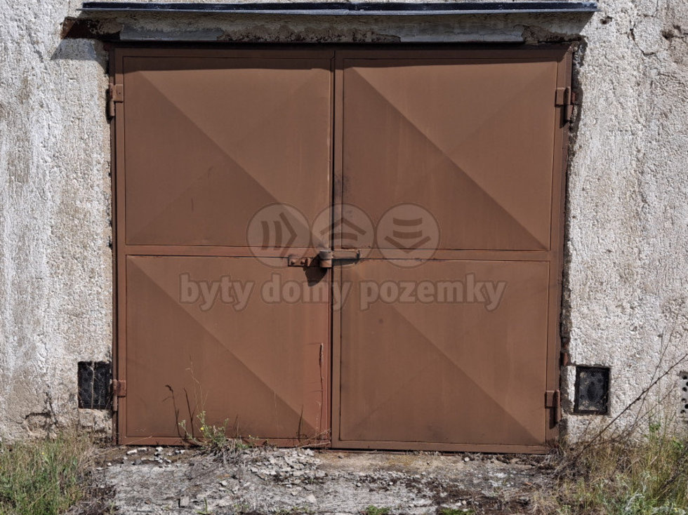 Prodej garáže 20 m², Podlesí