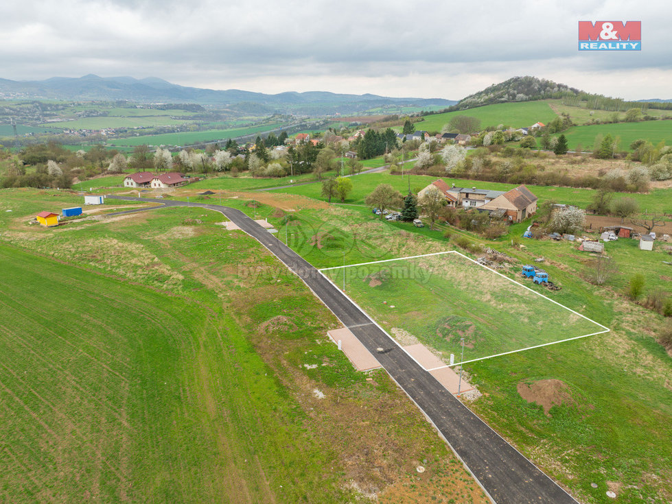 Prodej stavební parcely 1323 m², Řehlovice