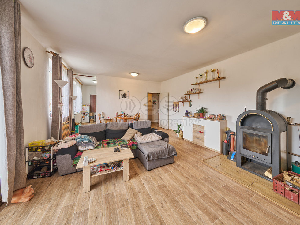Prodej bytu 2+1 63 m², Chotěvice