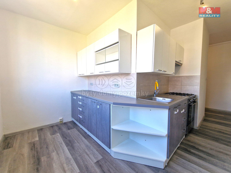 Pronájem bytu 3+1 68 m², Bruntál