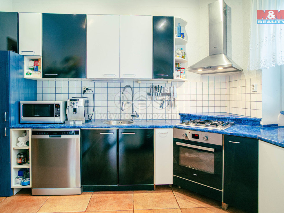 Prodej bytu 3+kk 74 m², Stříbro