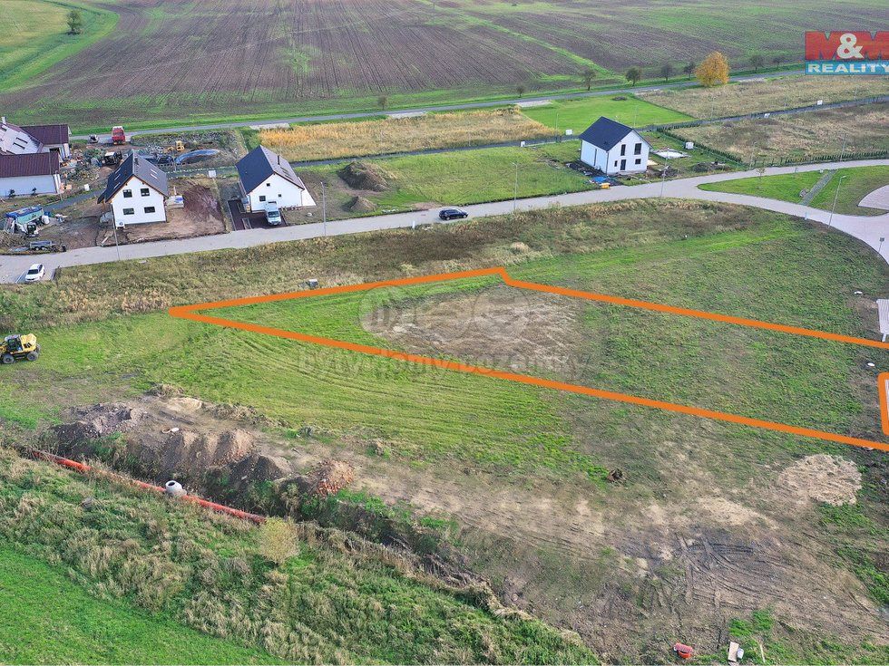 Prodej stavební parcely 1340 m², Divec