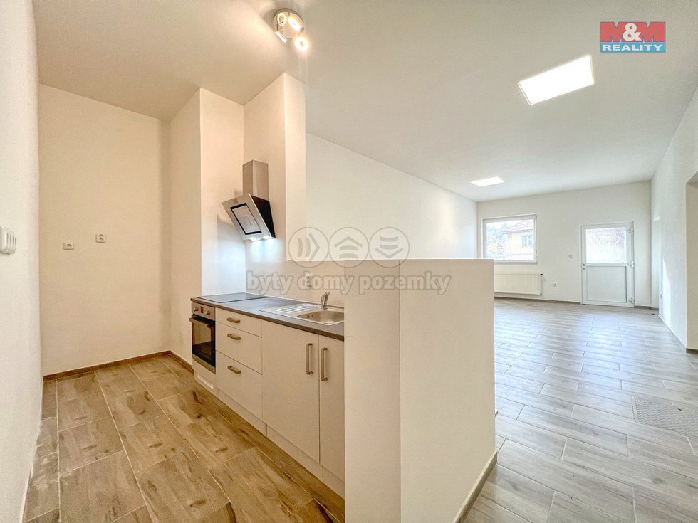 Pronájem bytu 2+kk 79 m², Dobřichov