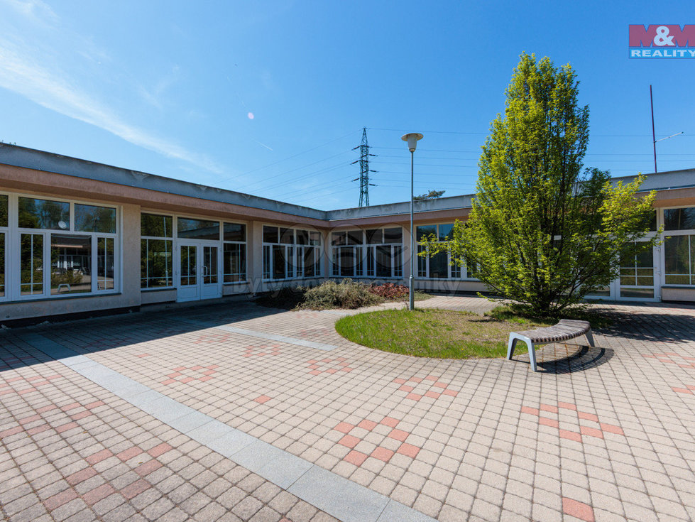 Prodej obchodu 297 m², Nové Sedlo