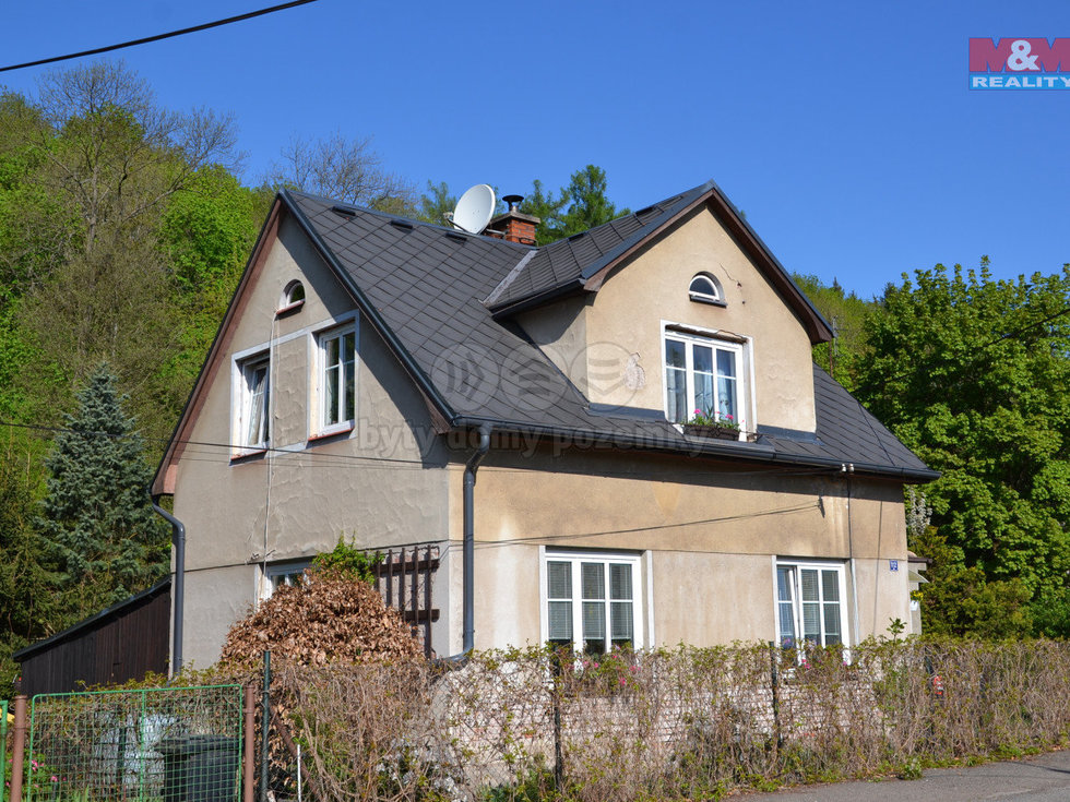 Prodej rodinného domu 140 m², Broumov