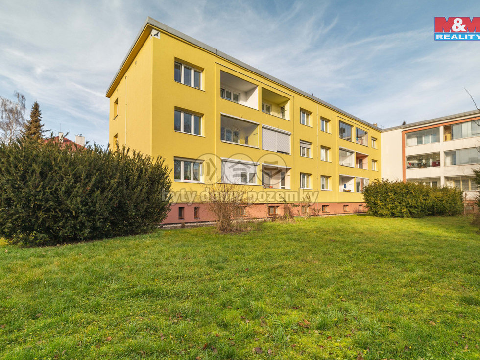 Pronájem bytu 2+1 51 m², Pečky