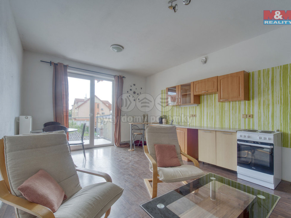 Pronájem bytu 2+kk 53 m², Tlučná