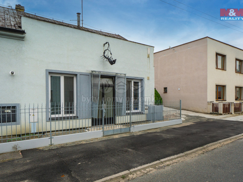 Pronájem bytu 1+kk, garsoniery 38 m², Holice
